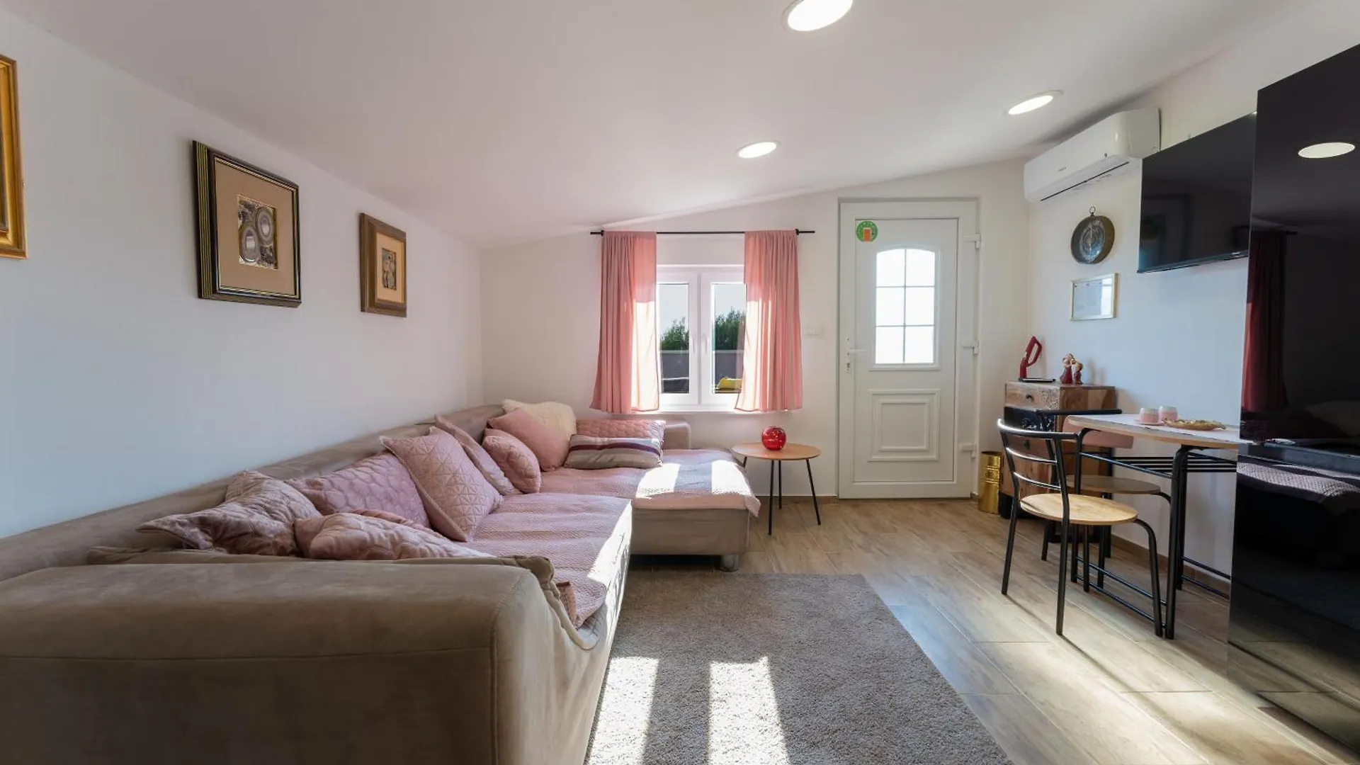 Holiday home Family Friendly House With A Swimming Pool Peroj, Fazana - 23328 Villa Vodnjan